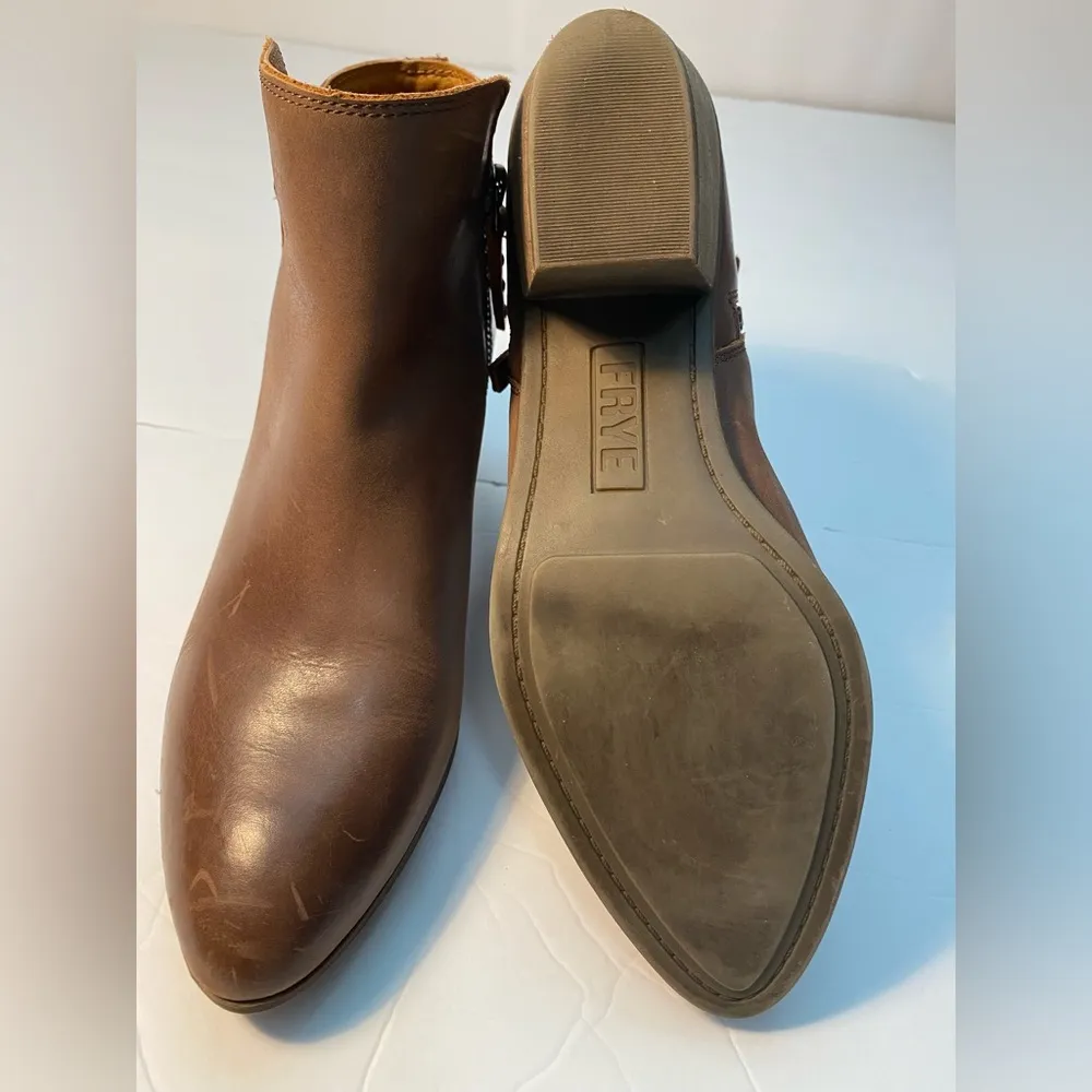 Frye Judith Seam Ankle Zip Booties EUC - Image 6