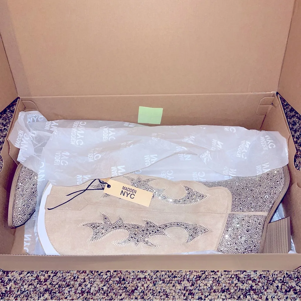 Glittery Tall Western Boots Super Bling! Size 6-7-10–11…Yes those four sizes!!! - Image 7