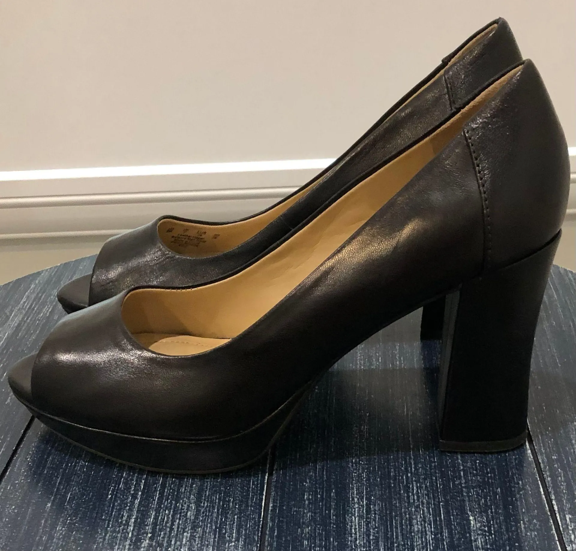 Naturalizer Open Toe Pumps - Image 4