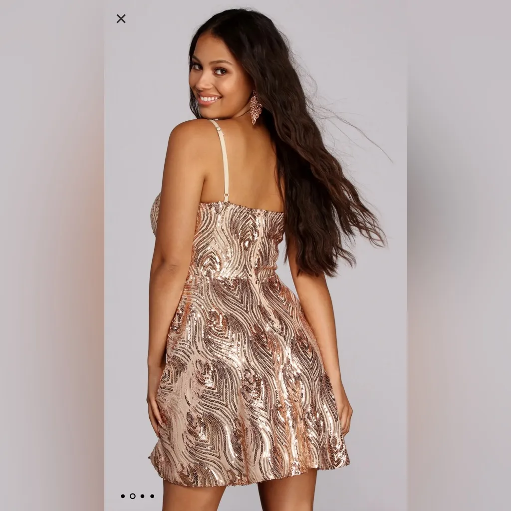 Windsor Sequin Shine Mini Champagne Dress Large - Image 2