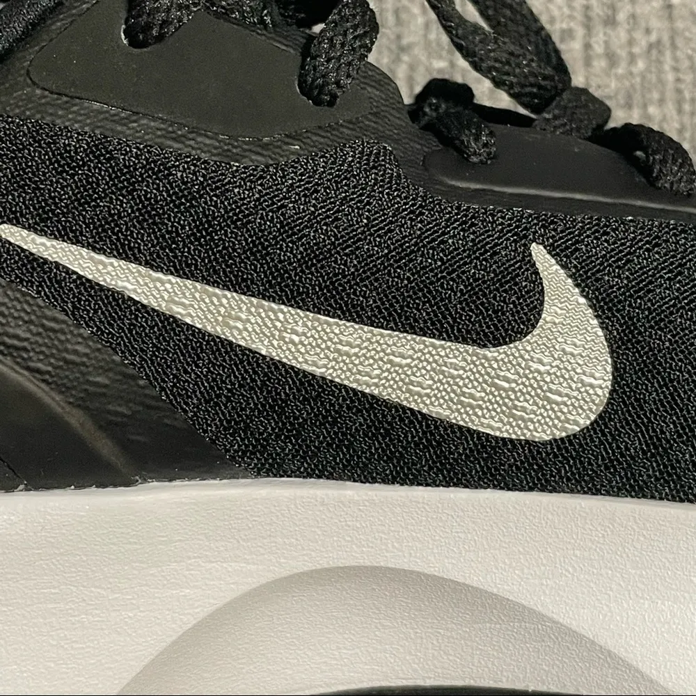 Nike Athletic Sneakers - Image 4