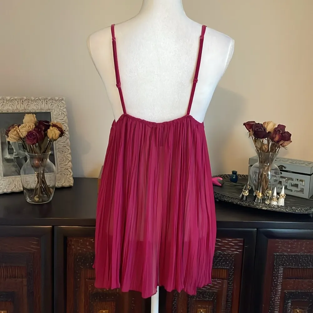 Victoria’s Secret Pleated Embellished Babydoll Slip size Large. - Image 3