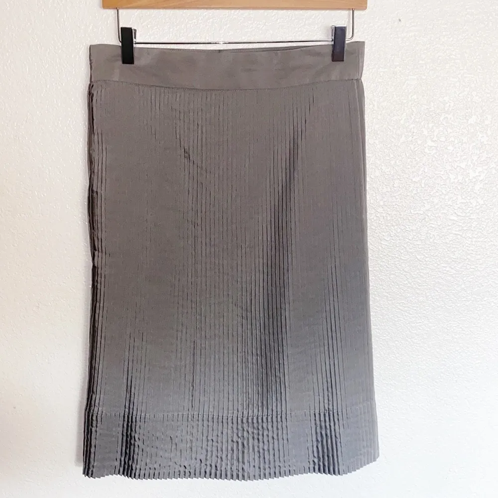 Mikarose Gray Pleated NWT A Line Career Skirt - Image 4