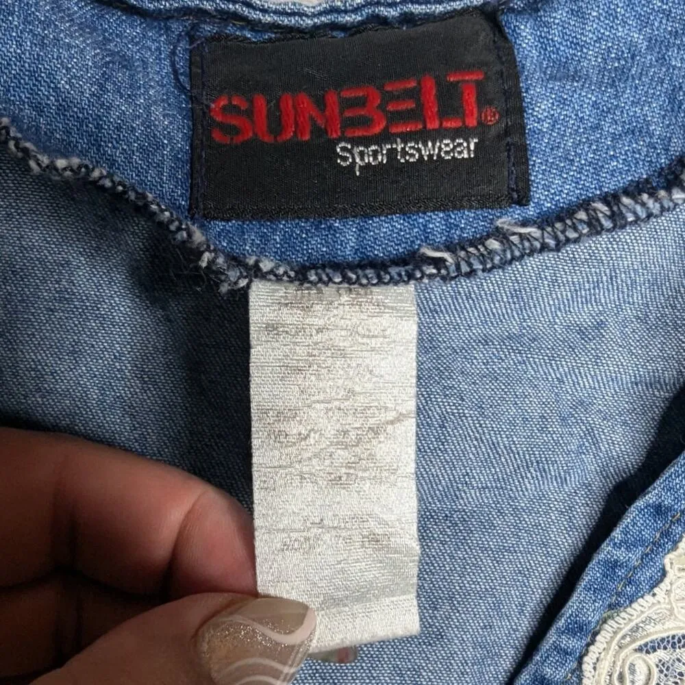 Vtg 1990s Sunbelt Blue Denim Lace Trim Pearl Embellished Button Up Vest XL - Image 5