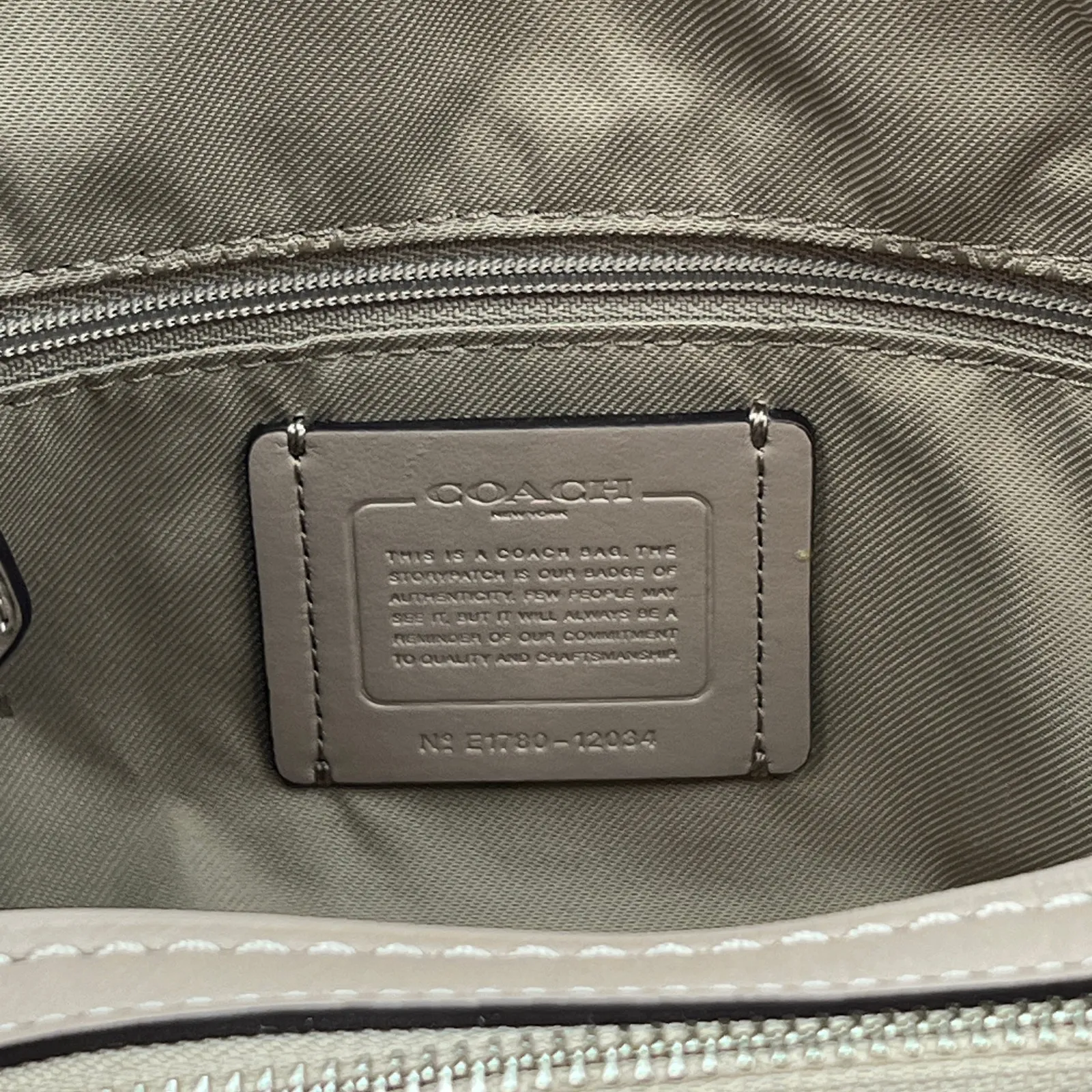 Coach Edie 31 Shoulder Bag 12034 Taupe Tooled Handbag Leather Purse - Image 3