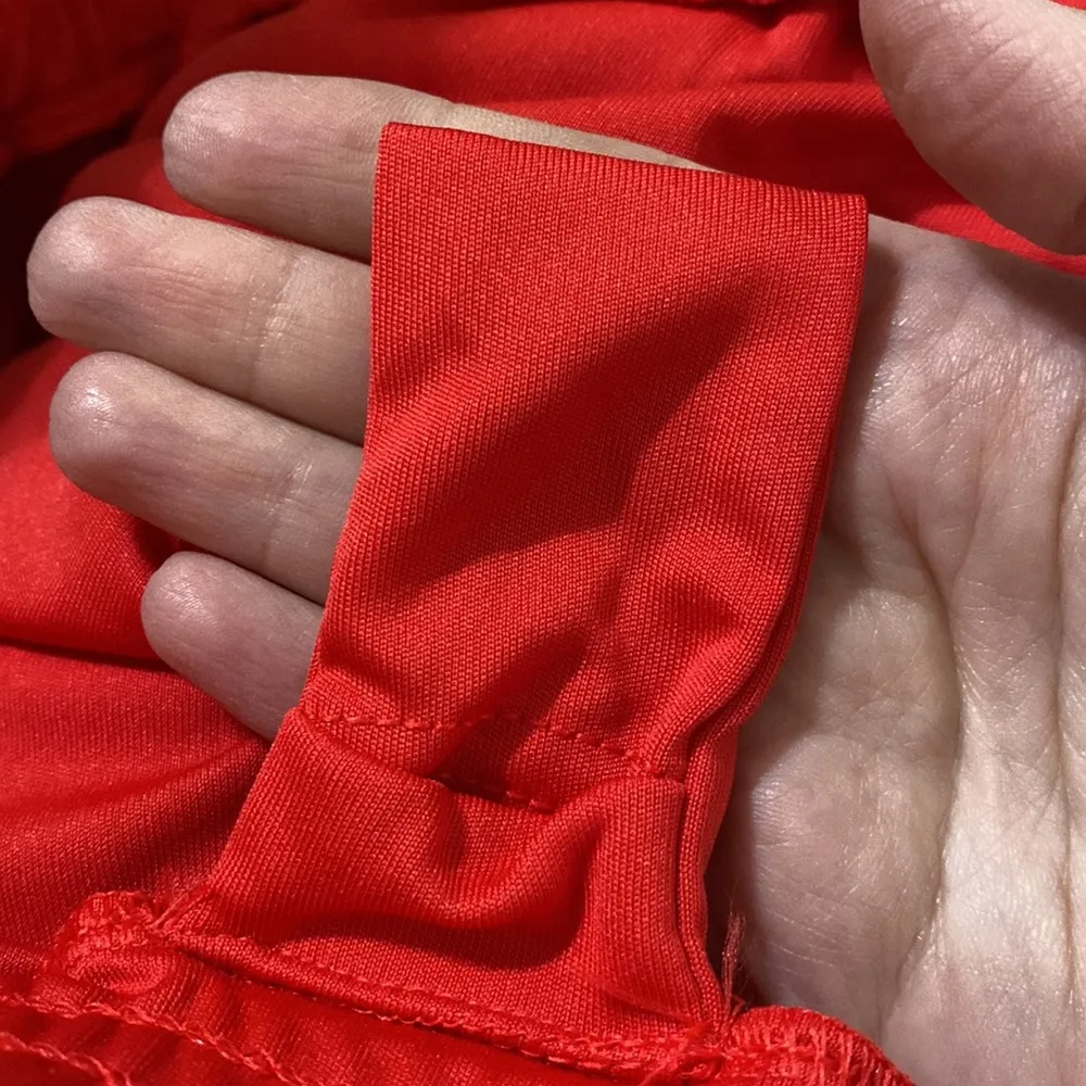 Alo red track shorts size 3XL - Image 5