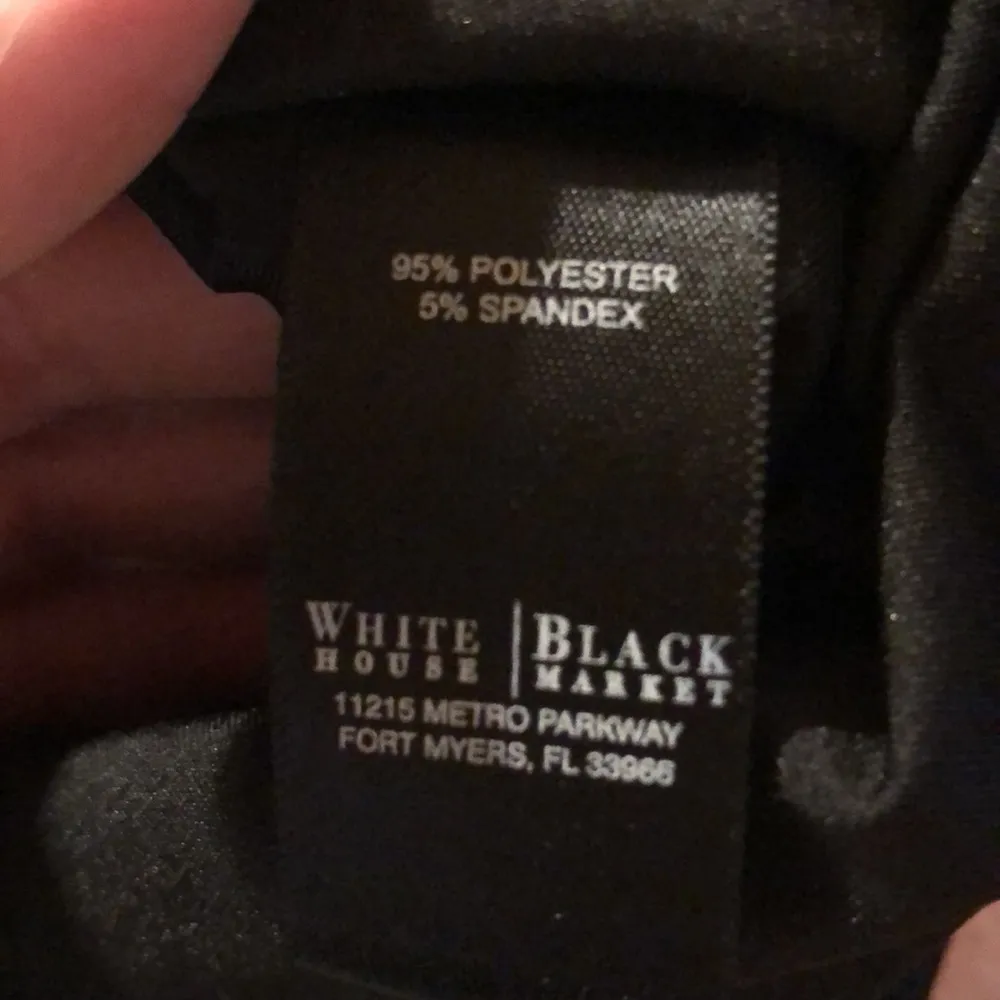 White House Black Market Top Size Small Fully Lined Tank with Gold Accents - Image 8