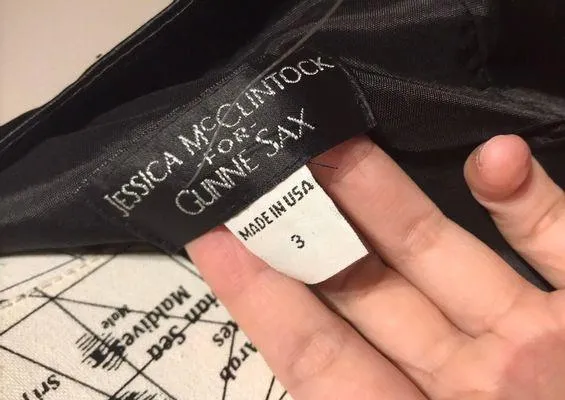 Gunne Sax Vintage Y2k Satin Colorful Coquette Retro Sexy Strapless Fitted Bodice Pencil Bardot Minimalist Piping Trim Formal Evening Prom Audrey Gown  - Image 7