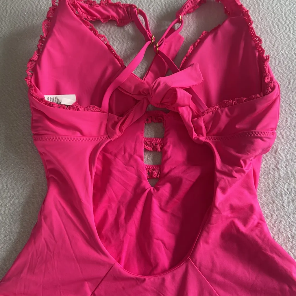 BECCA FRILLS 1PC PLUNGE, Size Medium, $148 - Image 16