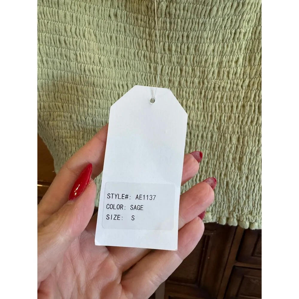 Sadie & Sage Sage Green Smocked Puff Sleeve Crop Top Size S - Image 4