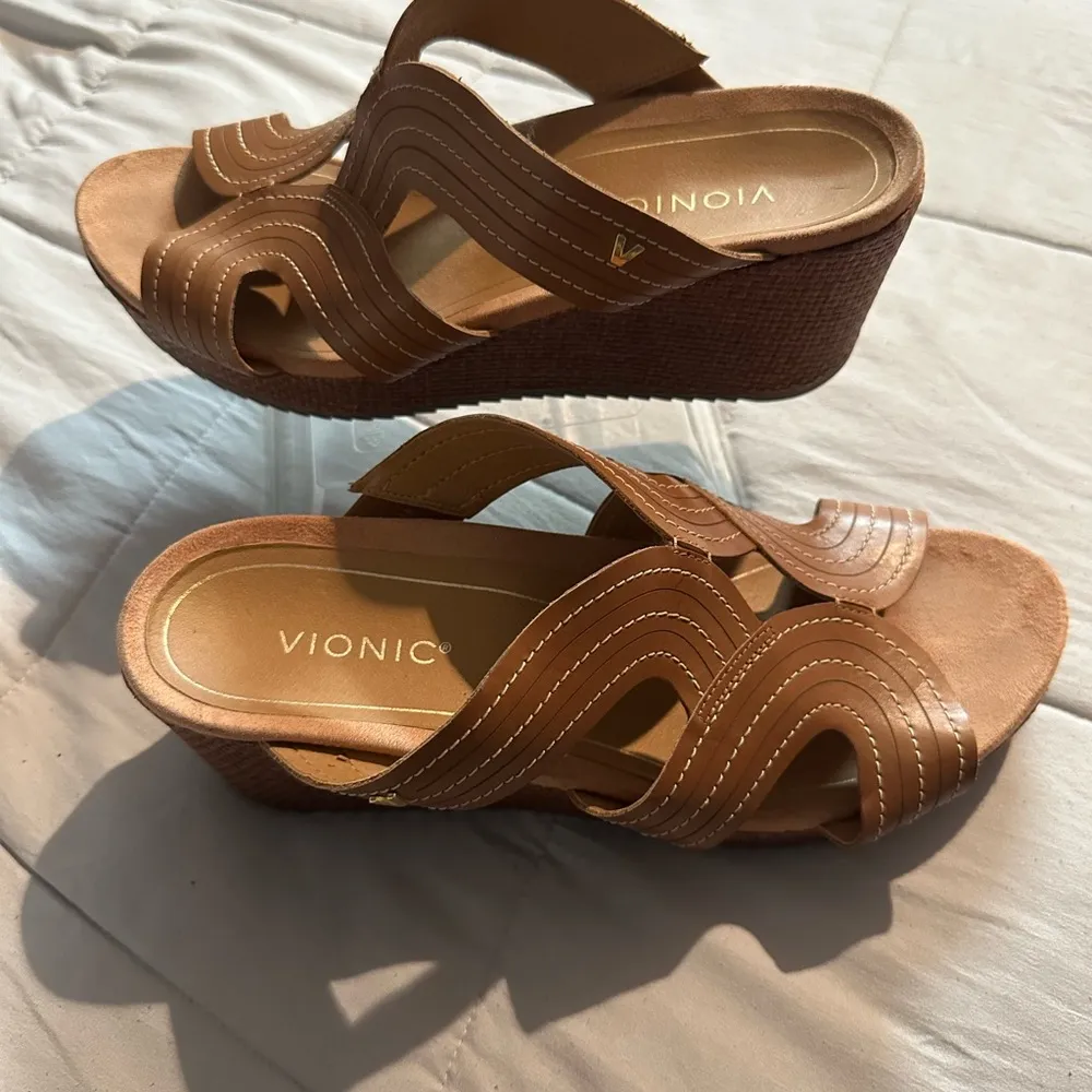 Vionic  Brown Wedge Sandals - Image 7