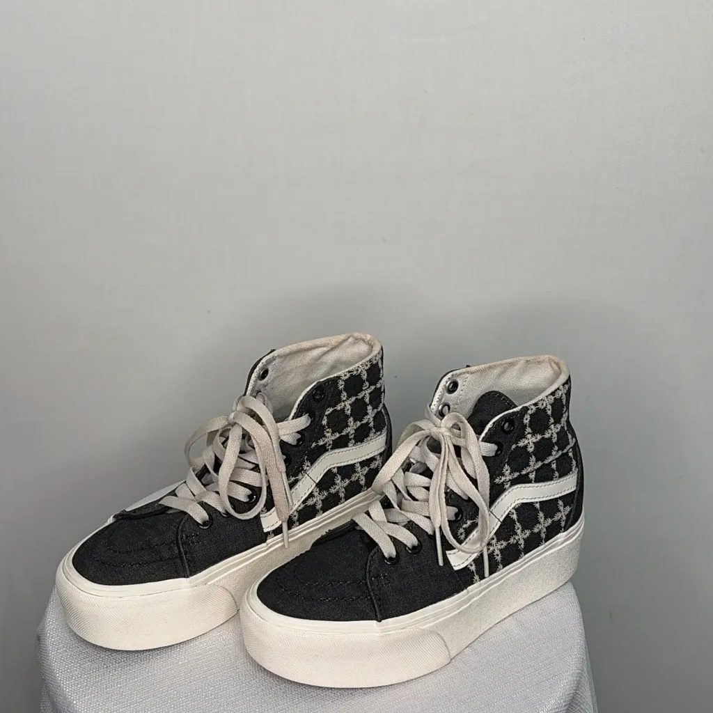 Vans Sk8-Hi Platform Black Embroidered High Top Sneakers Women’s 5(B76) - Image 2