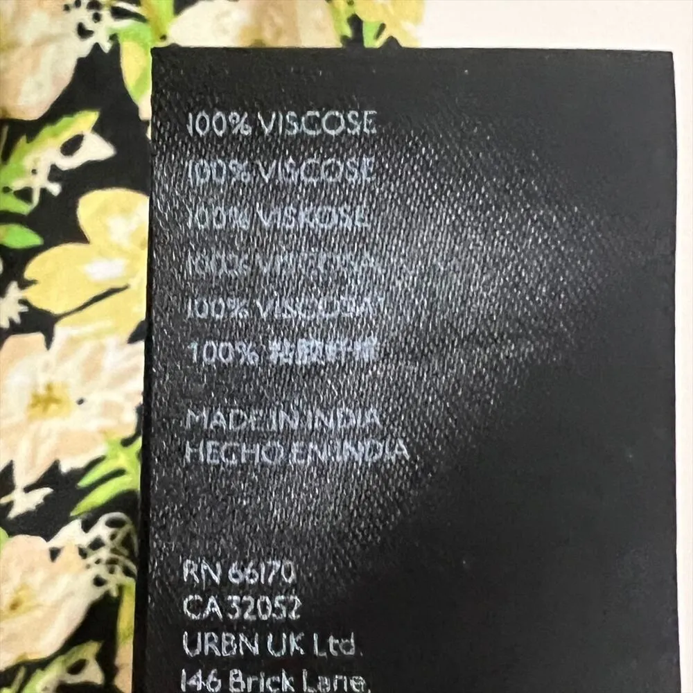 Urban Outfitters UO Silver Sun Floral Print Mini Wrap Dress Size Medium - Image 7