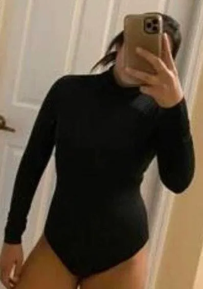 SheIn NWOT BLACK TURTLENECK BODYSUIT - Image 3