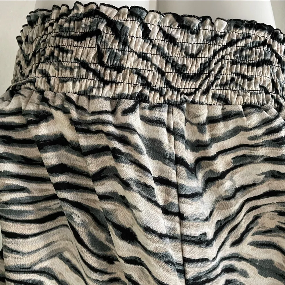 AUW Women’s Short Sleeve Top Size L - Image 10