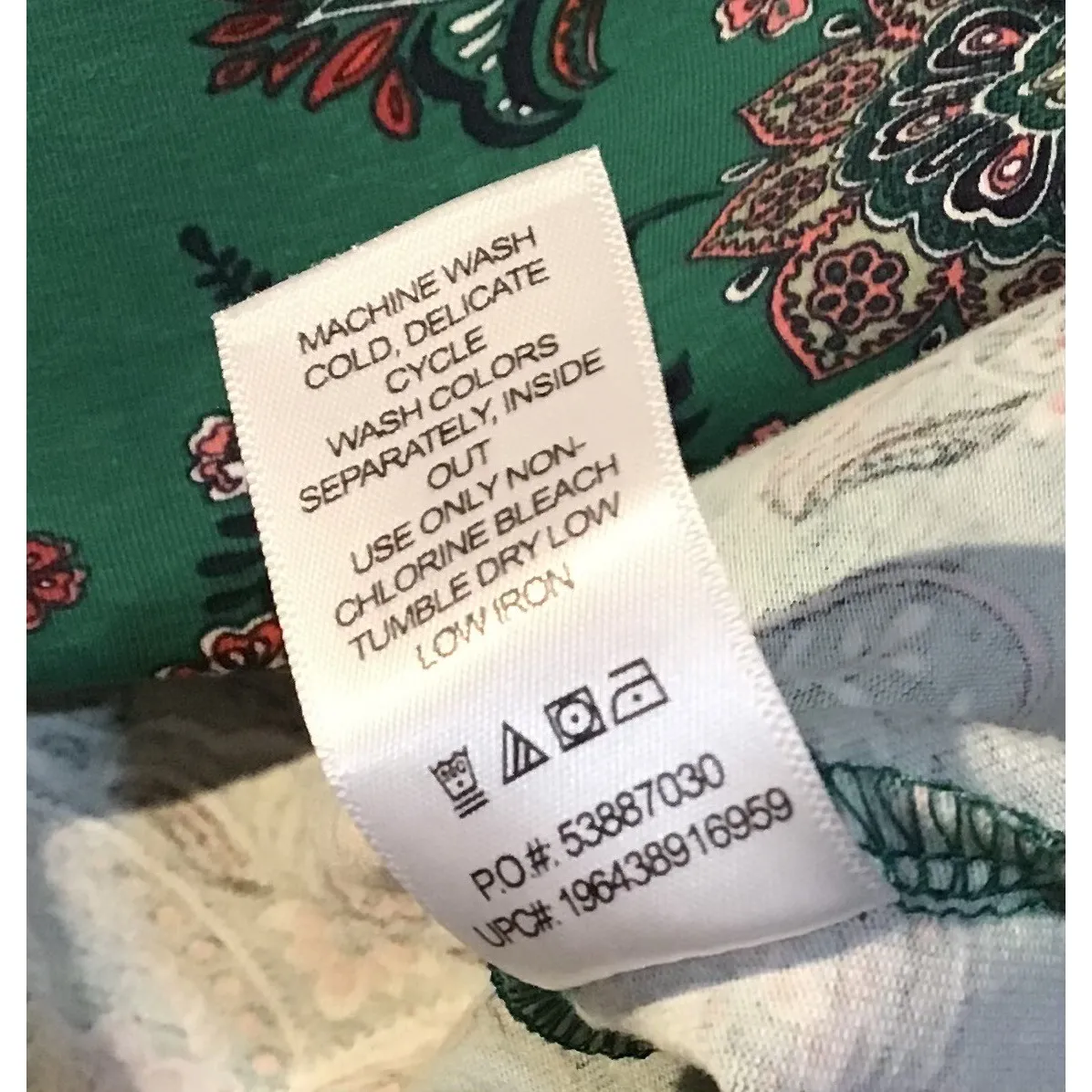 Liz & Me Women's Tops In A Lot Of 3 Red, Green‎ Size OX Plus Pullover & Button Red - Image 9