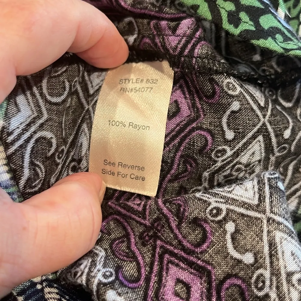 Cabi Multicolored Aztec Tribal Print Short Sleeve Shirt Sz M 100% Rayon - Image 9