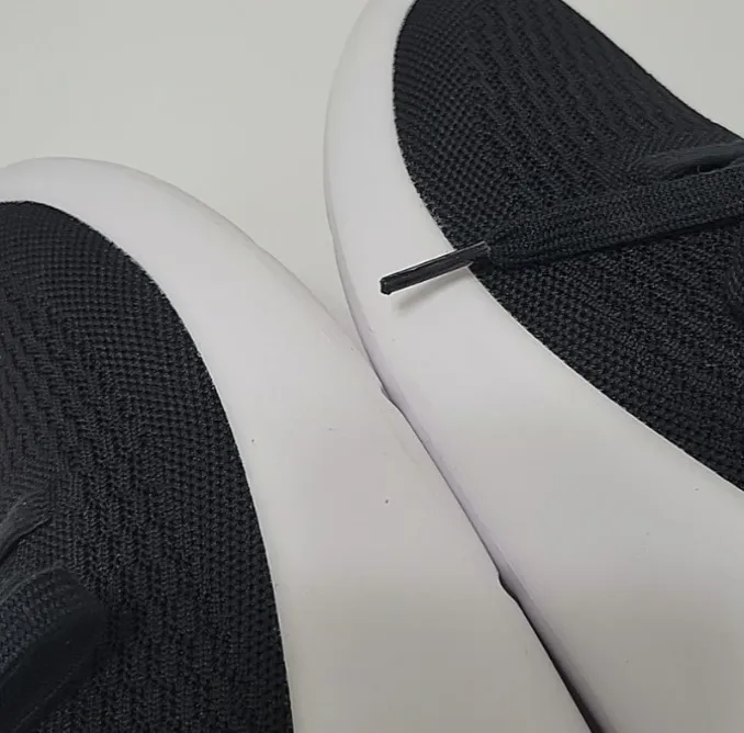 Kizik Roamer Sneaker - Image 7