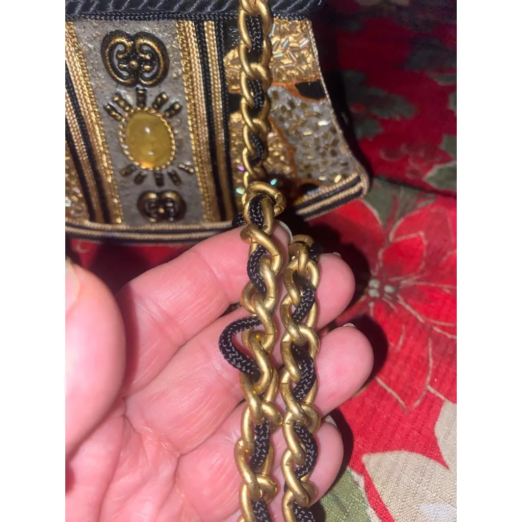 Women's vintage Mary Francis hard shell Box Bag Gold - Image 3