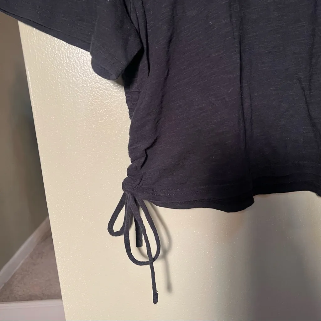 Universal Thread T-Shirt Black Cinched Sides Crewneck XL - Image 5