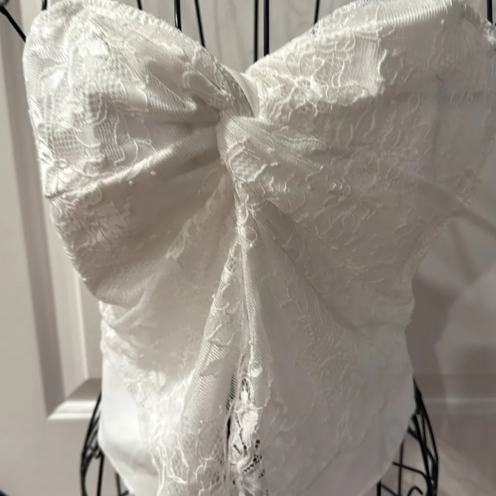 Lace trim Henley Cami from TikTok shop White Size L - Image 3