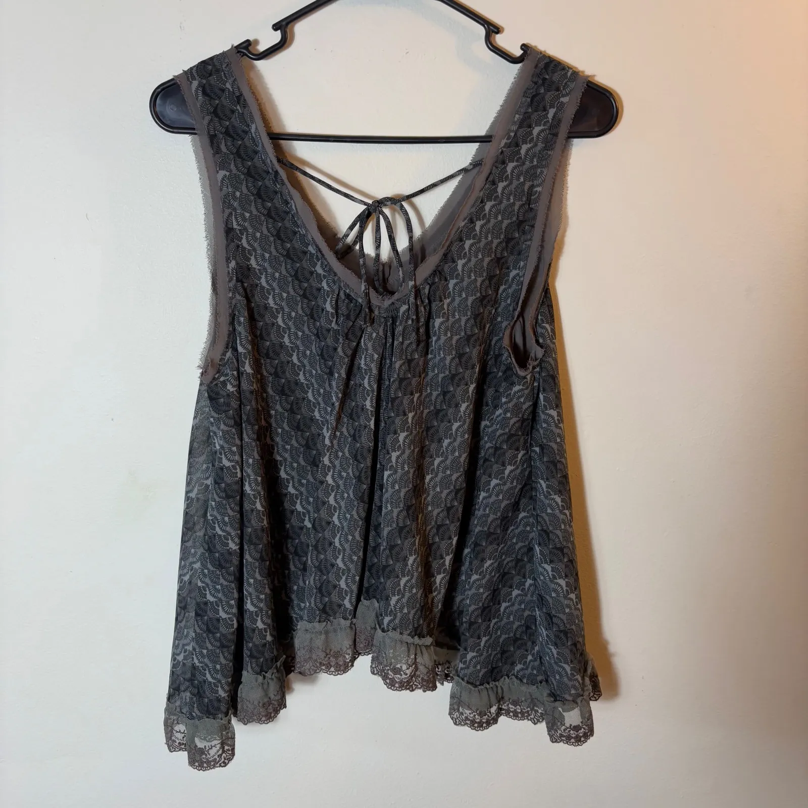 Free People‎ Trapeze Tank Top Lace Trimmed Gray Sleeveless Blouse Medium - Image 6