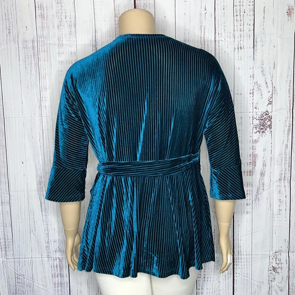 Suzanne Betro Size 2X Teal Velvet Shadow Stripe True Wrap Blouse Top - Image 3