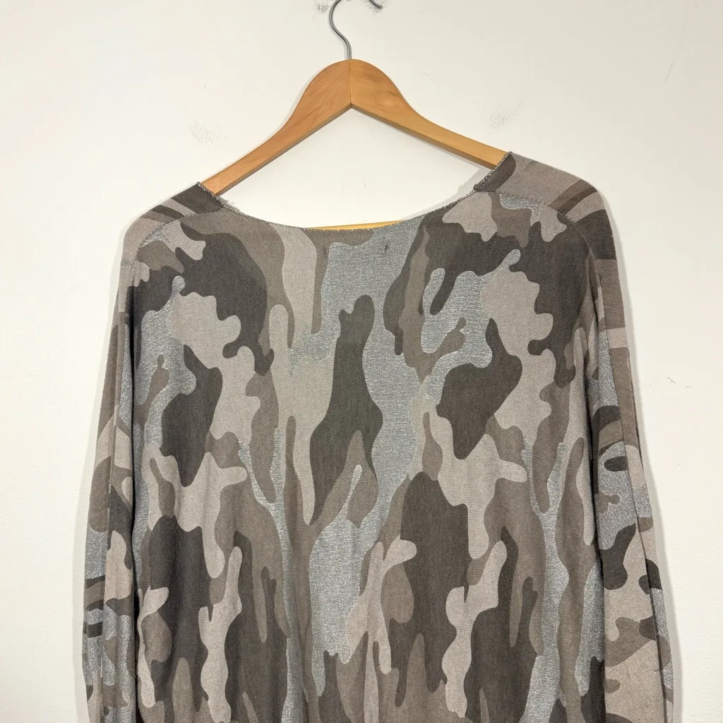 Tempo Paris Lightweight Gray Silver Camo Print Top - Image 8