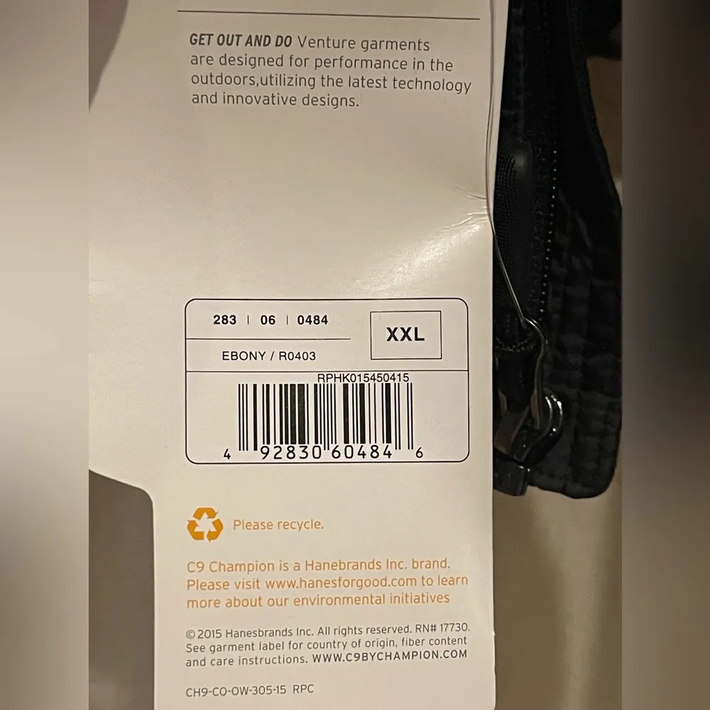 Champion  NWT  Women’s Vest XXL - Image 2