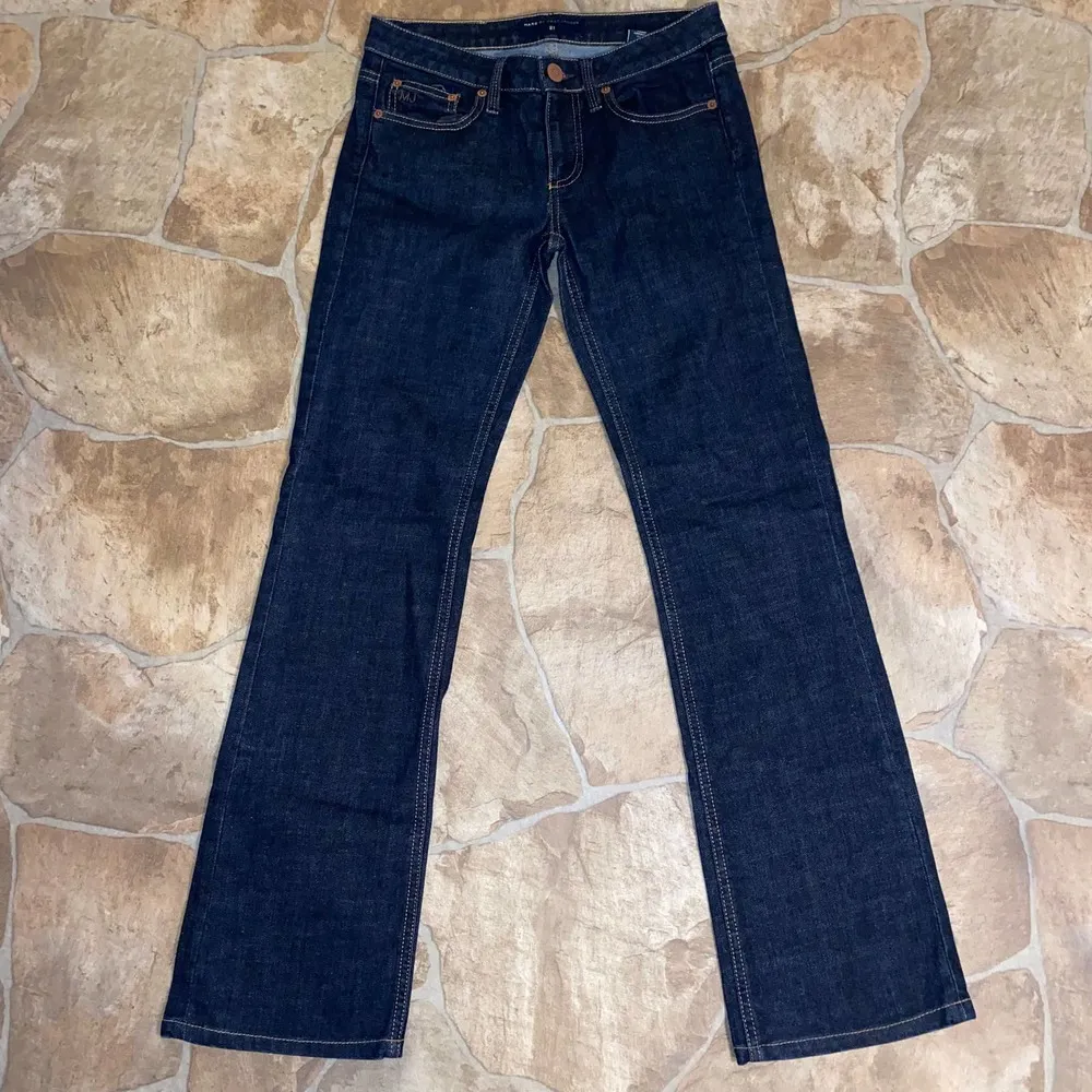 Marc by Marc Jacobs Jeans Angela Boot Cut Mid Rise Dark Wash, Size 27 - Image 3