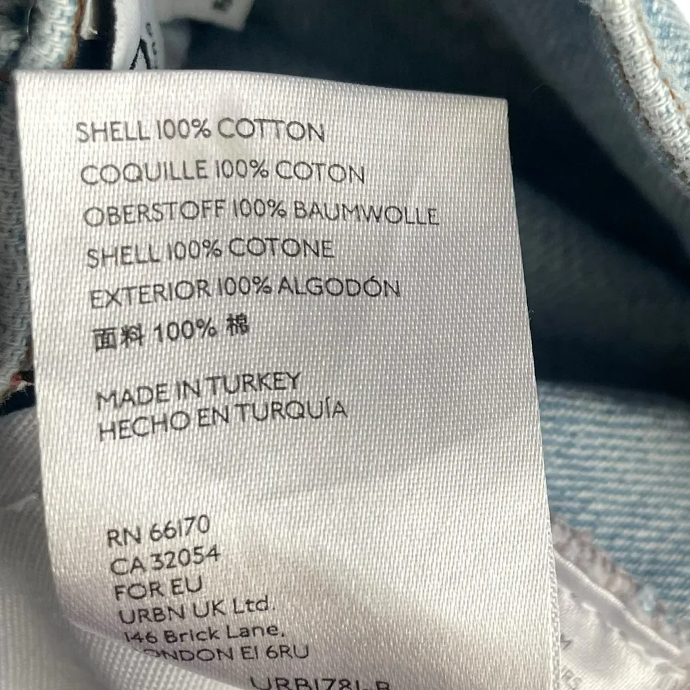 BDG Urban Outfitters Slim Straight High Rise Ripped Jeans Womens size 25 - Image 10