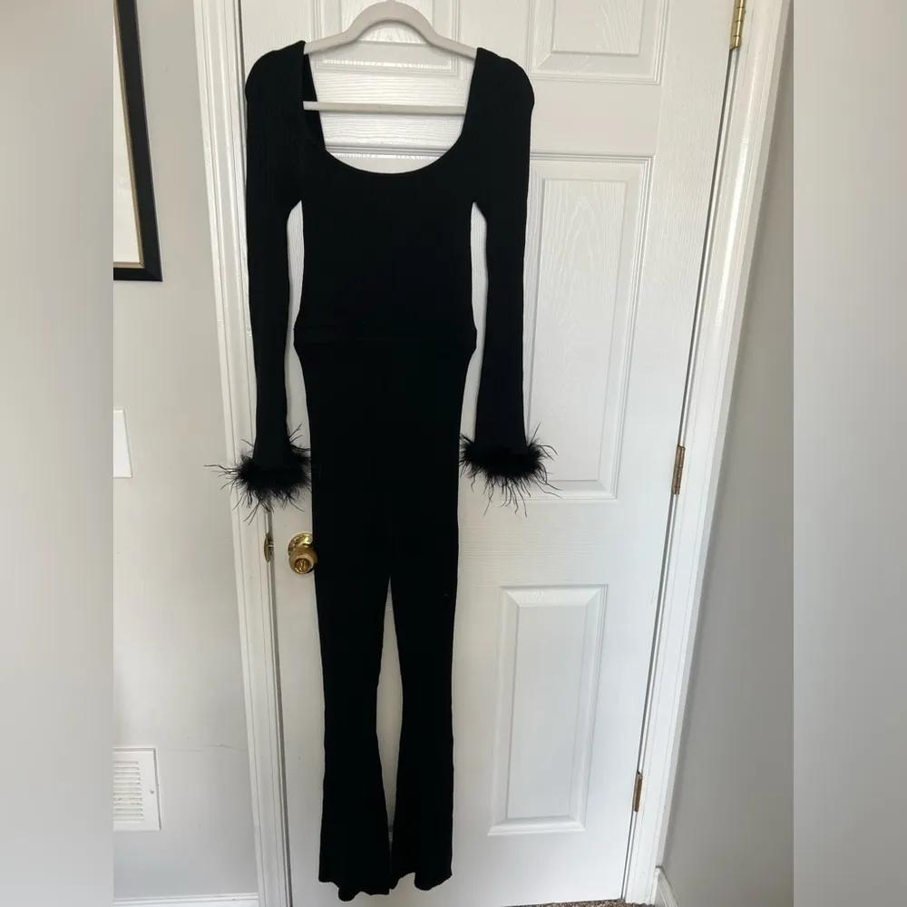 NWT Lovers and Friends Evana Feather Jumpsuit in Black - Image 8