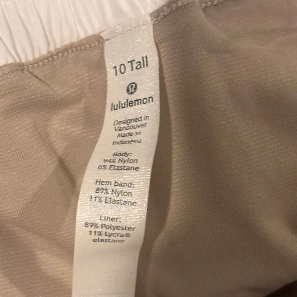 NWT Lululemon Hotty Hot High-Rise Lined Short 4" White Size 10 Tall HR Running - Image 9