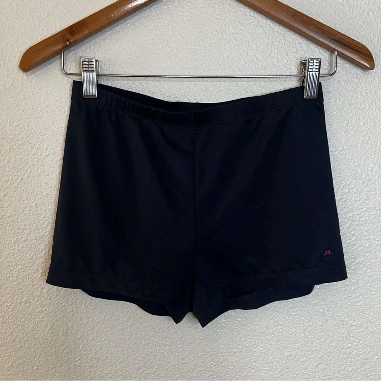 J. Lindeberg black stretchy athletic shorts SMALL - Image 6