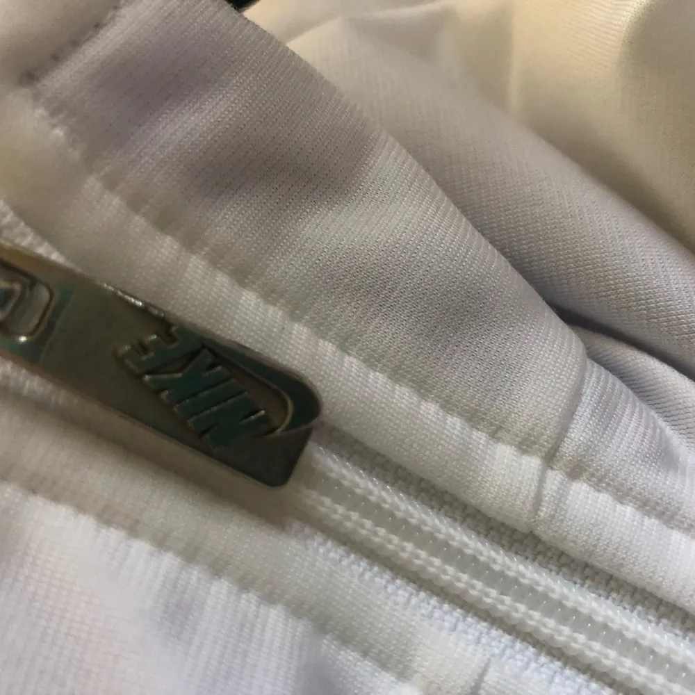 VTG Nike Y2K 90’s Women’s Track Jacket Sz S White Purple Trim Full Zip Pockets - Image 6