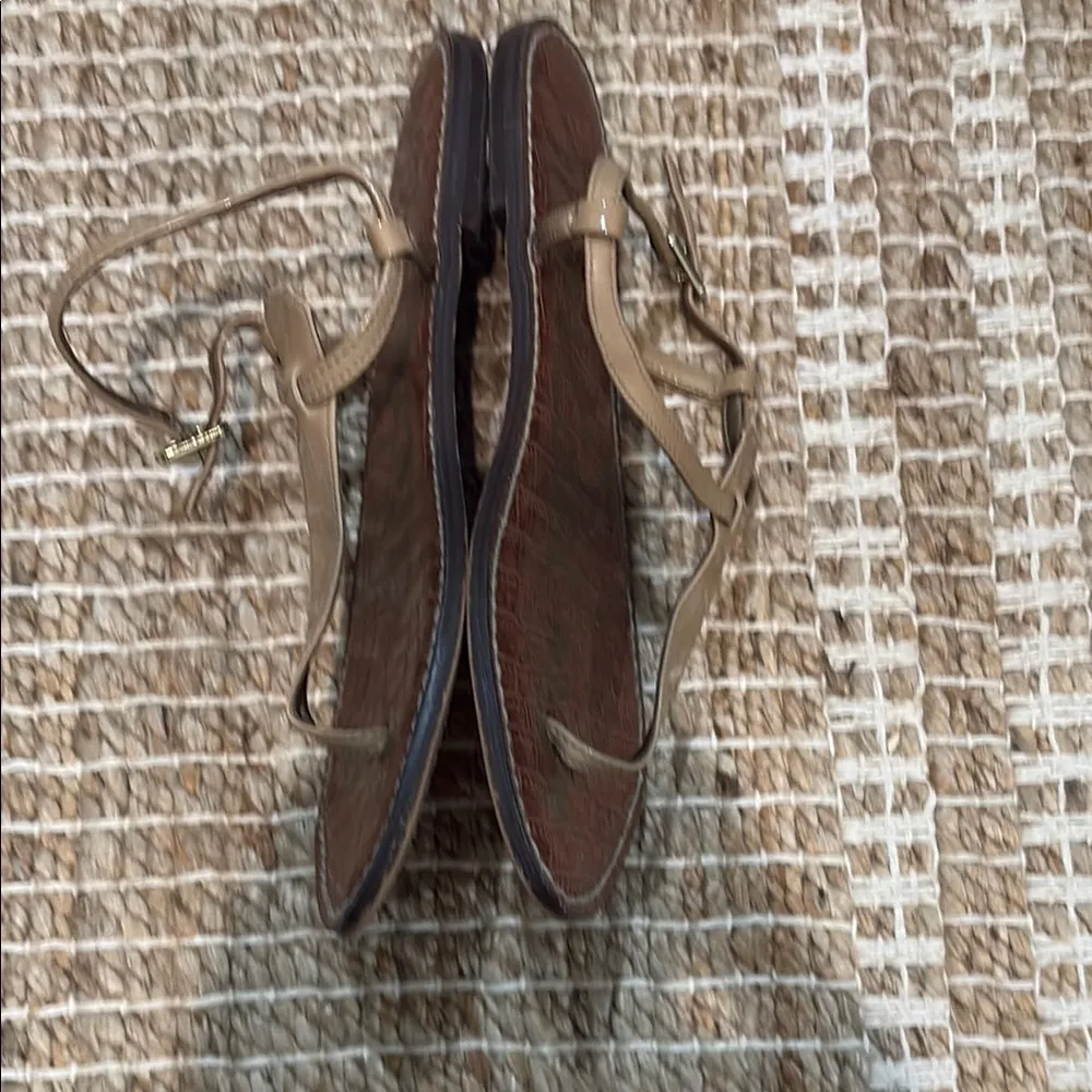 Sam Edelman Gigi nude patent leather Sandals - Image 4