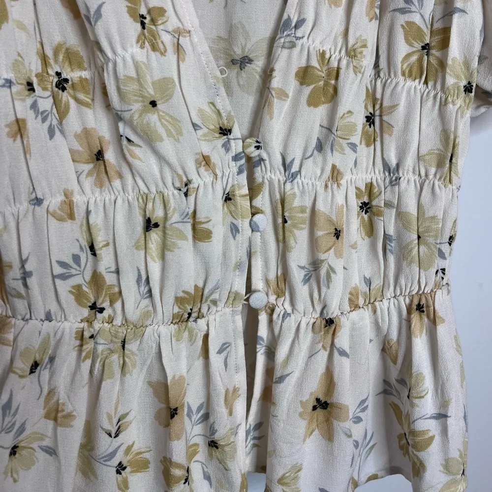 Zara Puff Sleeve Floral Button Front Top XS - Image 9