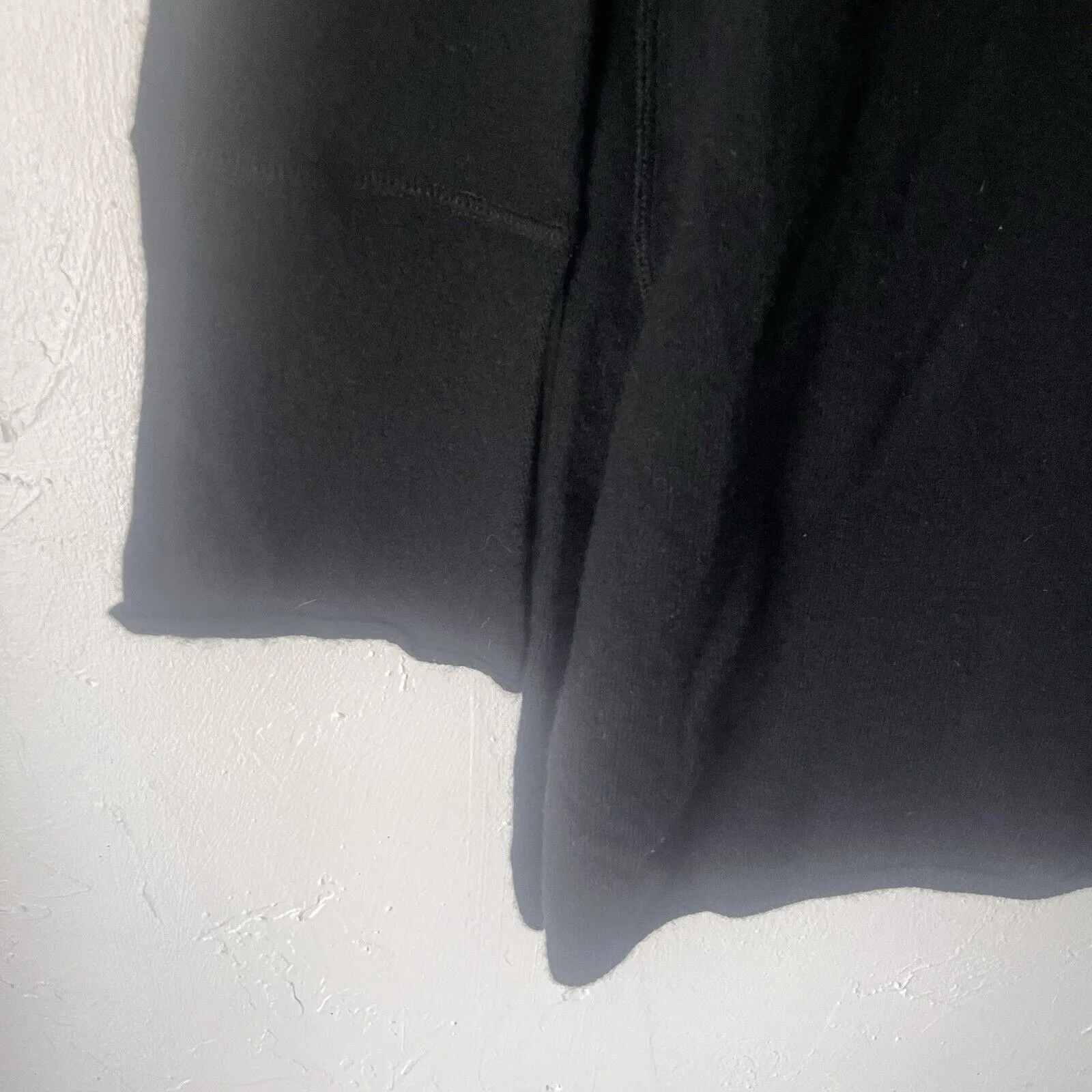 Neiman Marcus  Women's Size‎ Medium 100% Cashmere Black Tunic Sweater - Image 5