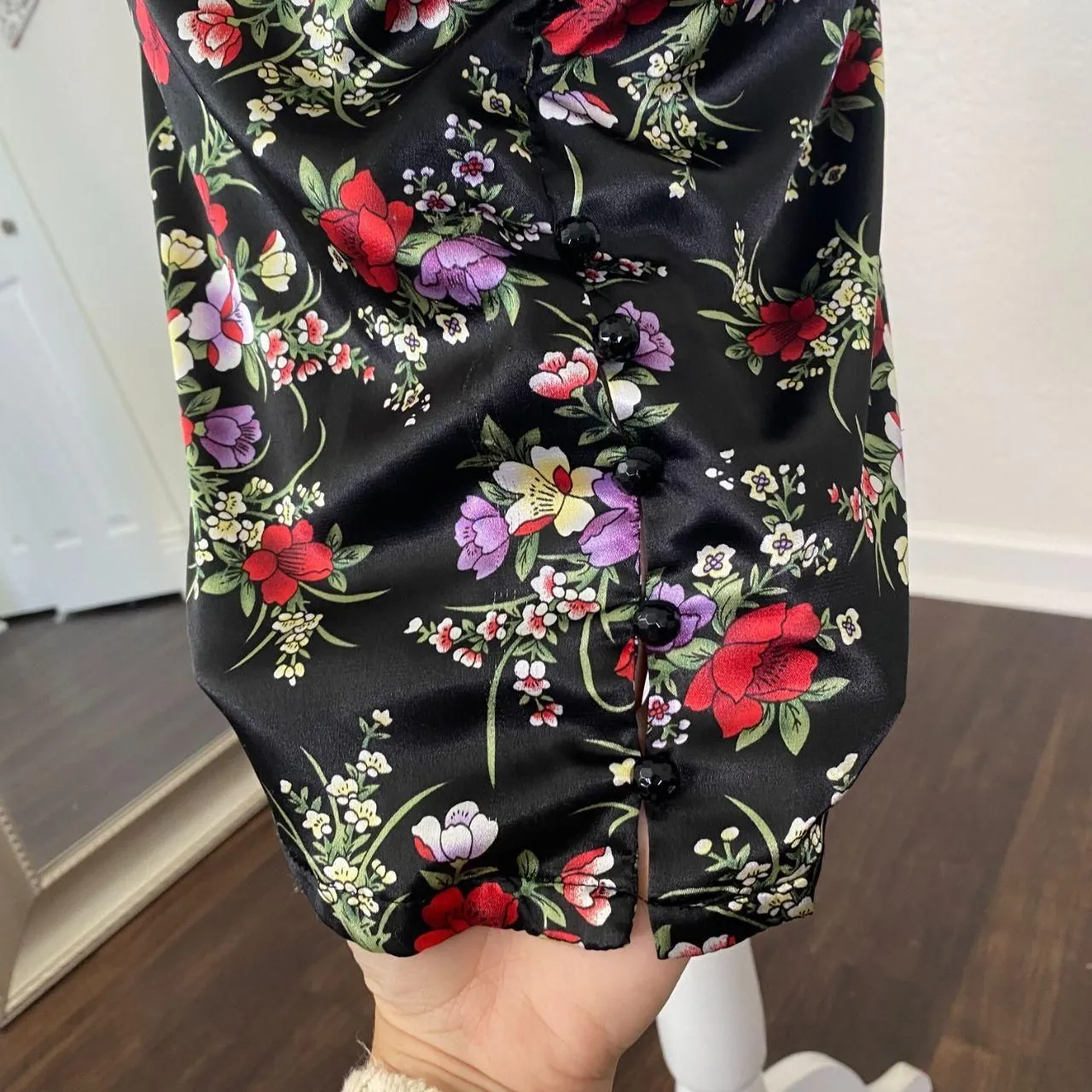 Vintage Colorful Floral Black Shinty Satin Cheongsam Bodycon Midi Dress S - Image 5