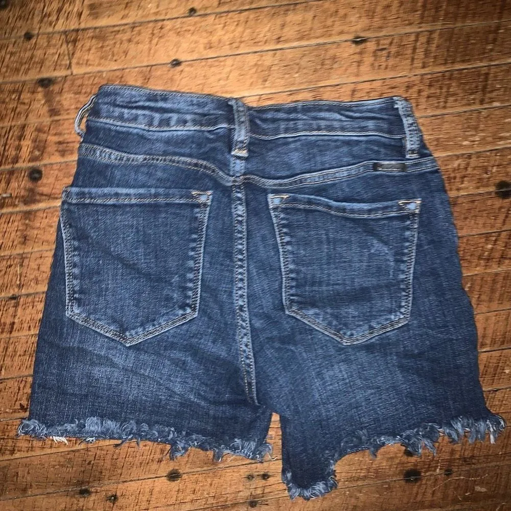 Kancan raw hem high waist Juniors S denim mom shorts Blue - Image 3