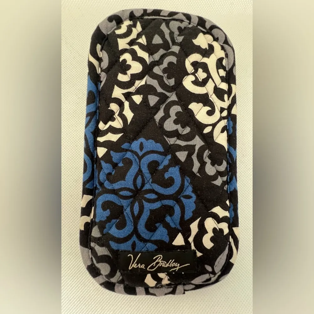 Vera Bradley RETIRED:  | Canterberry Cobalt glasses case. - Image 5