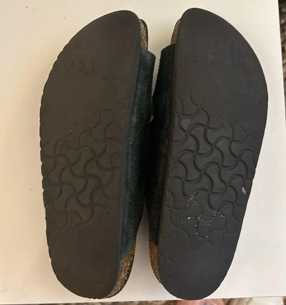 Birkenstock Arizona women’s sandal. Black and Suade straps. Size 38 - Image 10