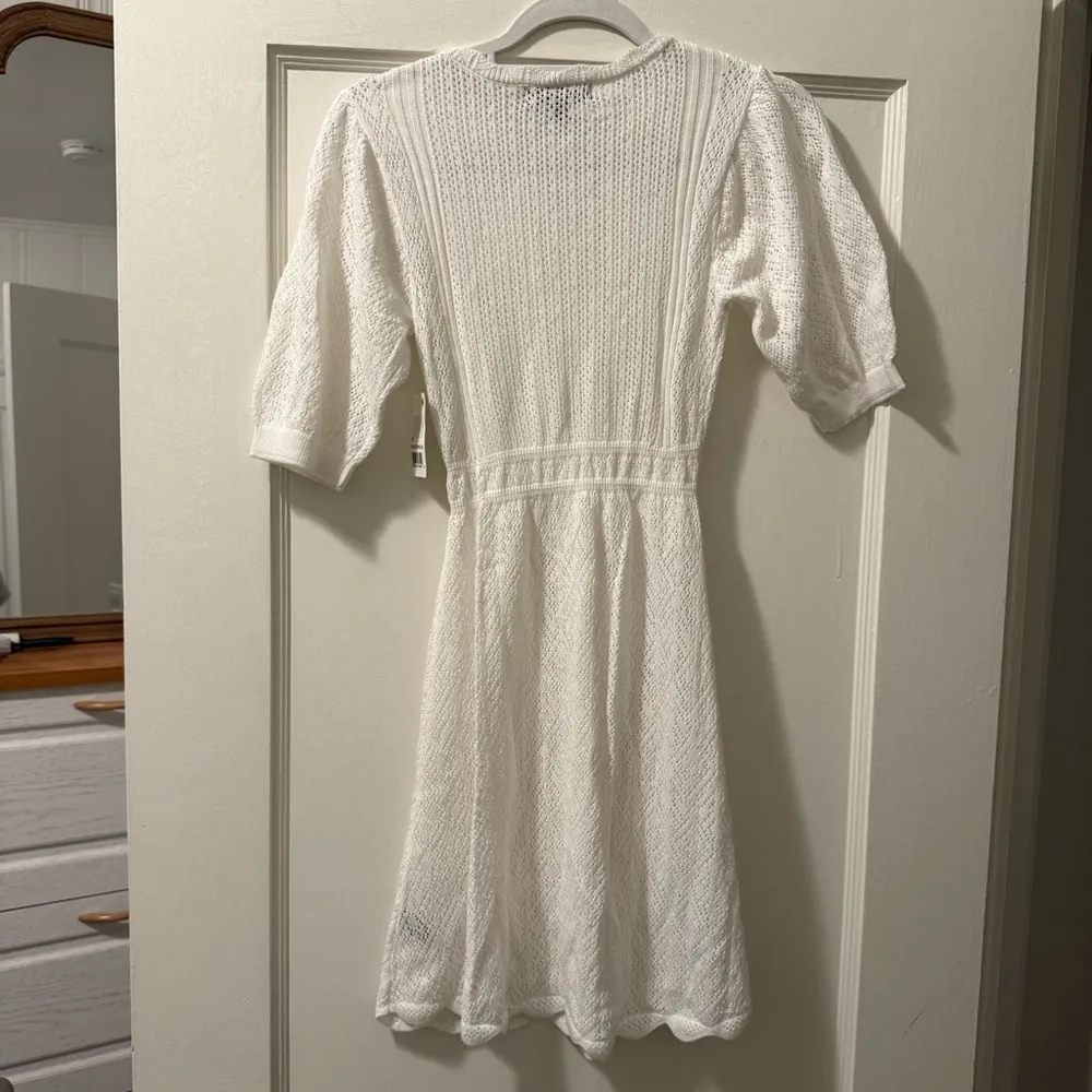 Crystal Doll White Crochet Short Sleeve Crewneck Dress with Slip Size XSmall NWT - Image 6