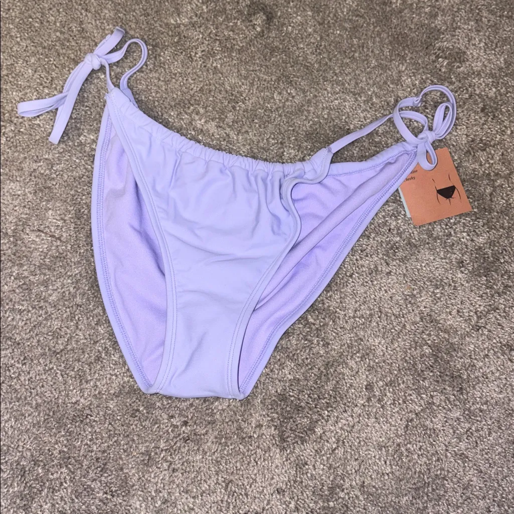 New Shade and Shore Lavender string Bikini Bottoms size Large low rise cheeky - Image 2