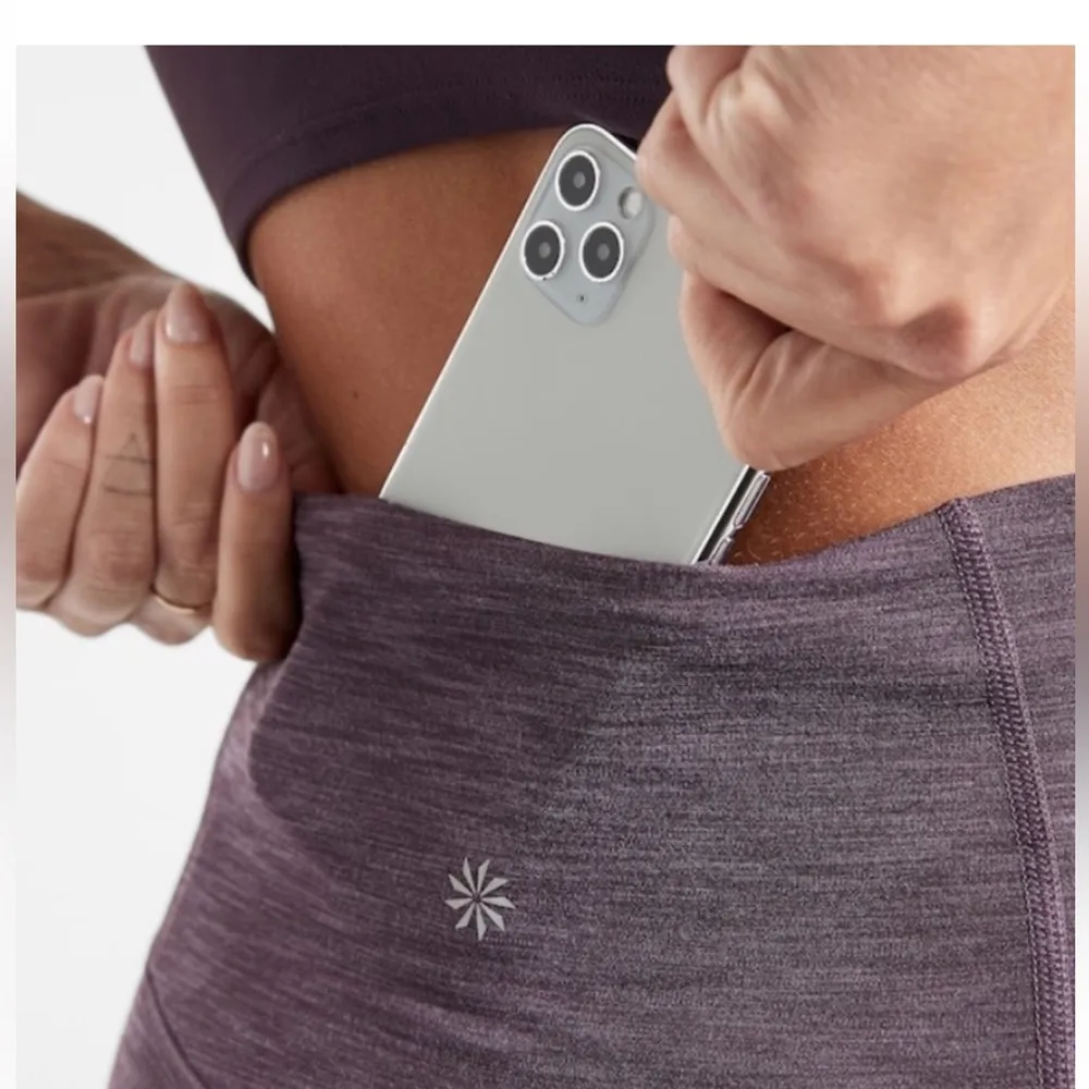 Athleta XS Elation over-the-heel tight - Image 4