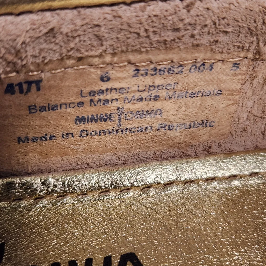 Minnetonka Shoes Women's Grace Moc Slip-On Leather Tassels Gold Size 6 - Image 5