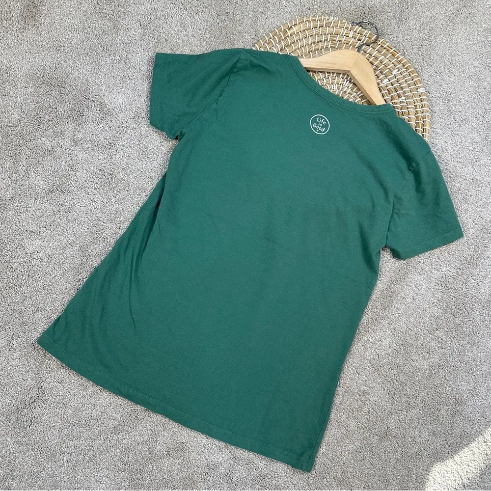 Life is Good Women’s Camp More Stress Les Tee Shortsleeve V-Neck in Green SP - Image 7