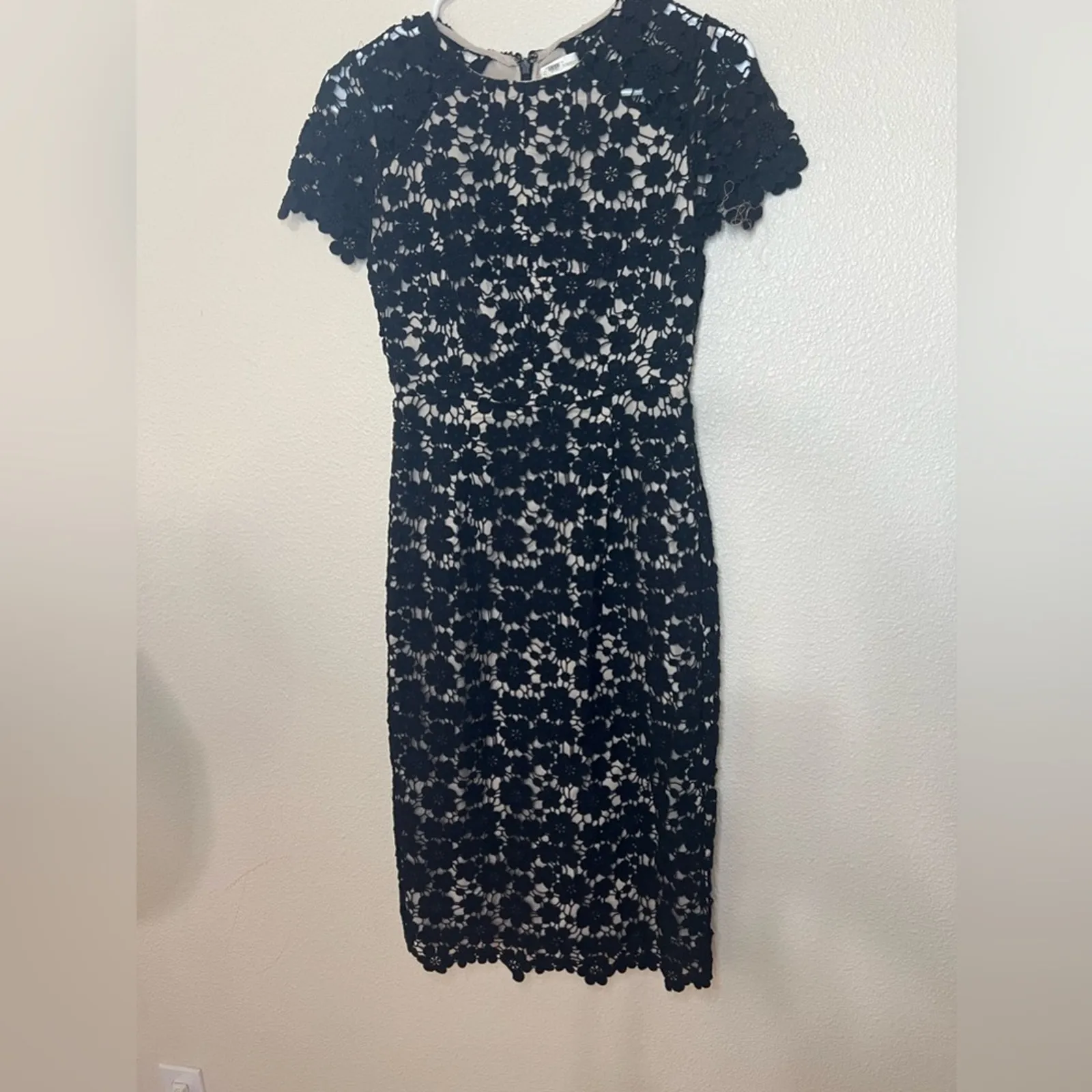 Shoshanna Paulina black floral lace illusion embroidered sheath cocktail dress 0 - Image 7