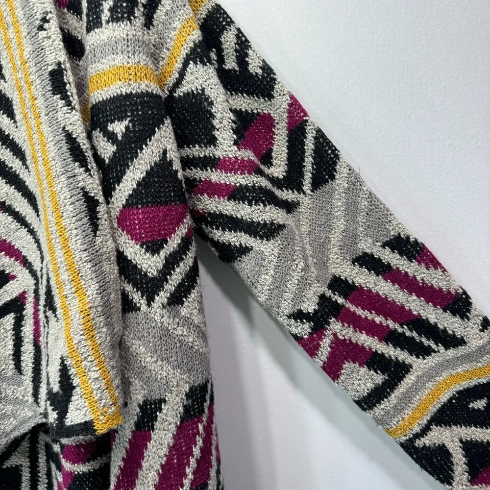 Lucky Brand Long Gray Black Purple & Yellow Aztec Design Open Front Cardigan M - Image 7