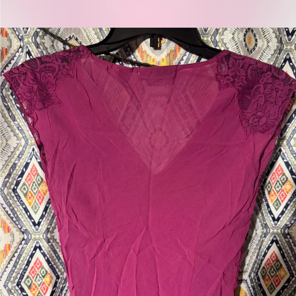 Express Magenta Lace Trim Blouse - Image 6